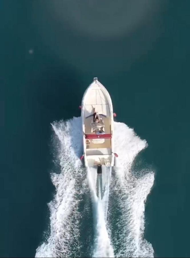 Вилла Glam House & Boat Салерно Экстерьер фото